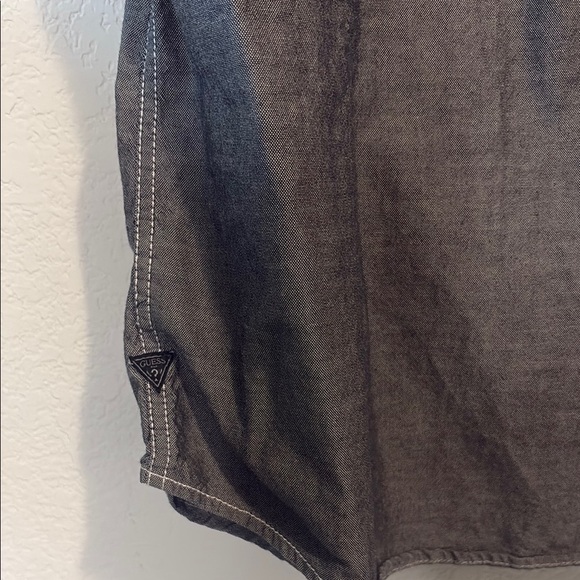 GUESS Men's Gray Short Sleeve Shirt Large 100% cotton - Picture 6 of 7